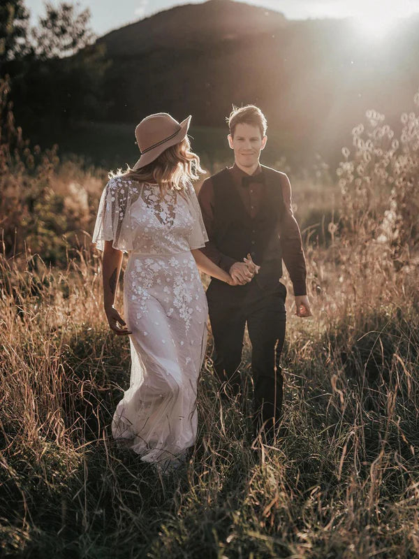 Luolandi Unique Floral Lace Bat Sleeves A-line Floor-length Wedding Dresses Beautiful